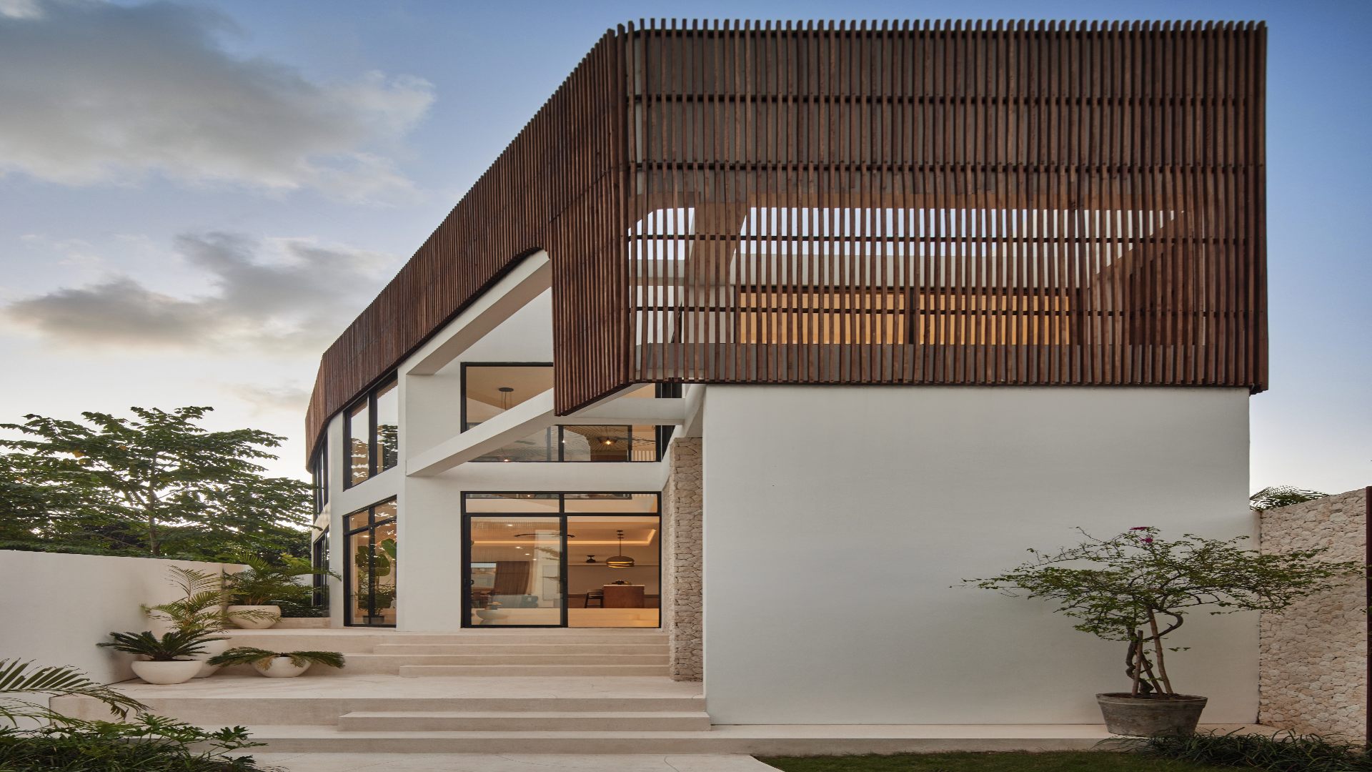 Luxury villas for sale with high-end designs are located in Bali, Pererenan