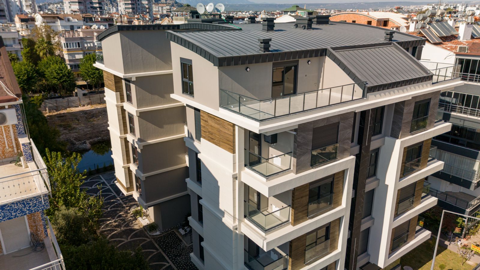 Prime Coastal Apartments for Sale Antalya, Konyaaltı in Antalya — photo 2