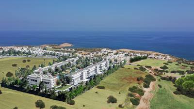 Flats in the project with a health center in Cyprus, Tatlısu — property in Cyprus (REF 8016)